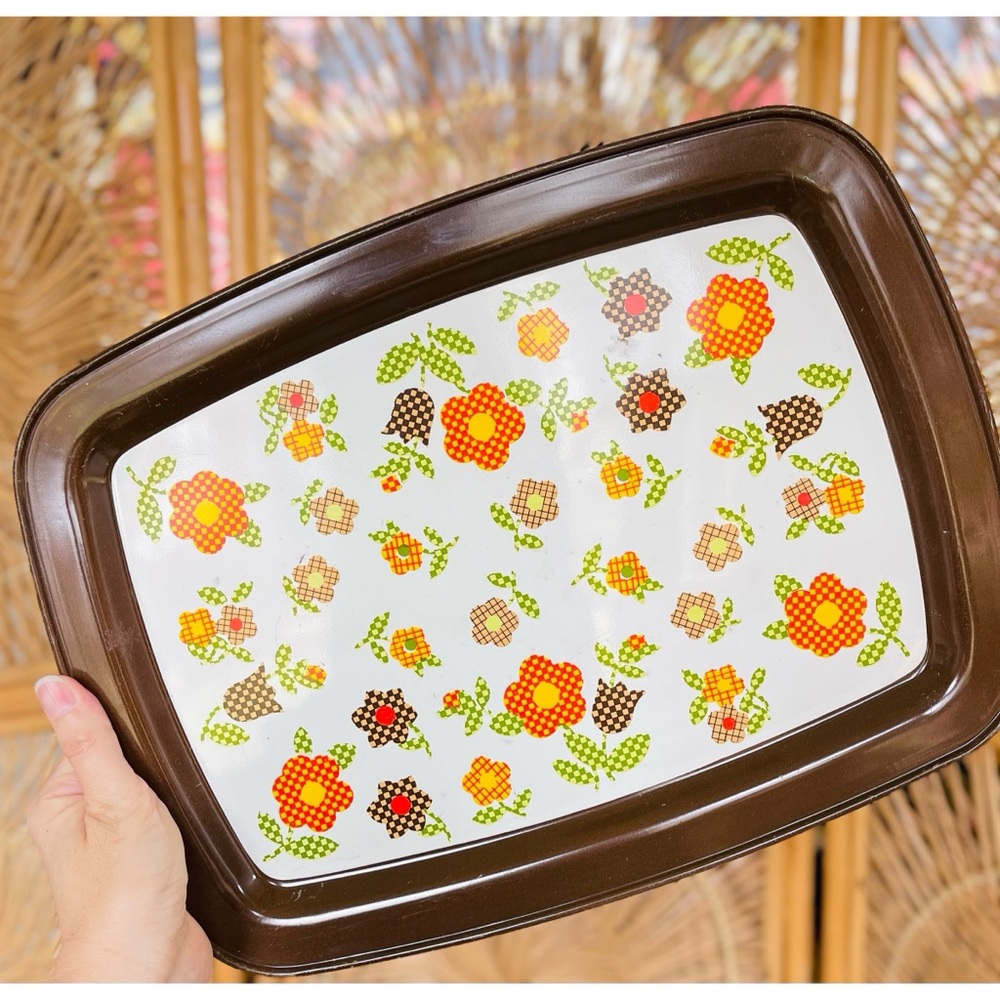 Vintage Tin Metal Tray 70s Brown Orange Yellow Flower Blossoms 14 3/4” X 11”